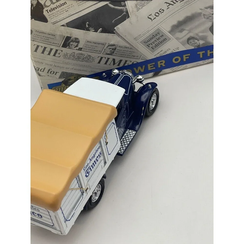 Matchbox Collectibles LA Times Newspaper Truck Diecast w/ Box 4.5